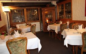Ochsen Hotel & Restaurant Binzen / Basel
